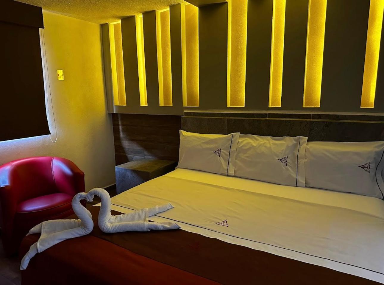 Hotel Bataclan Temixco Exteriör bild