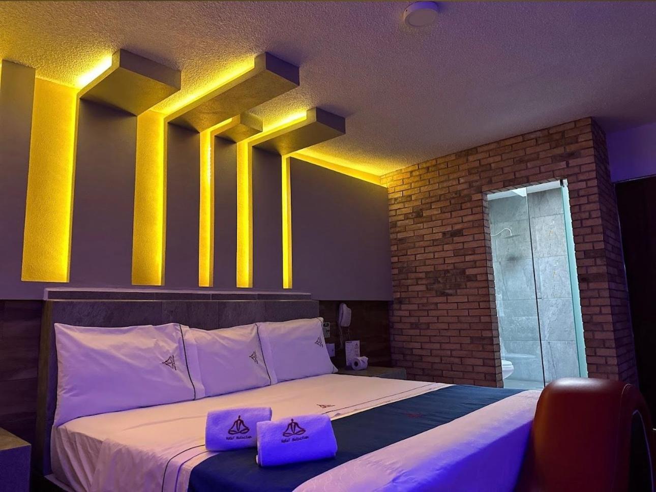 Hotel Bataclan Temixco Exteriör bild
